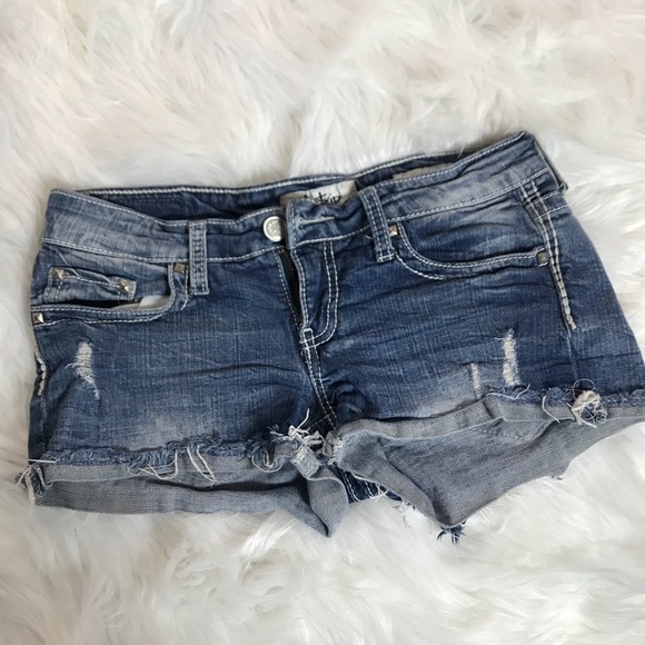 Daytrip Pants - DAYTRIP CAPRICORN JEAN SHORTS